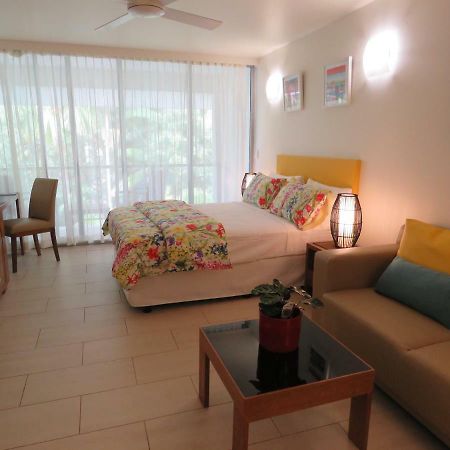 Hidden Gem @ Palm Cove Appartamento Esterno foto